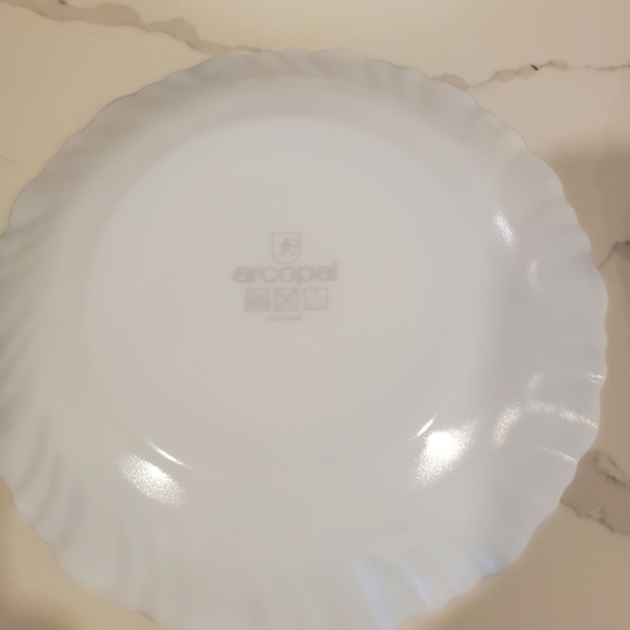 Arcopal Honorine France Opal Glass Salad/ Dessert Plates Blue Floral, quantity 4 - Picture 3 of 8